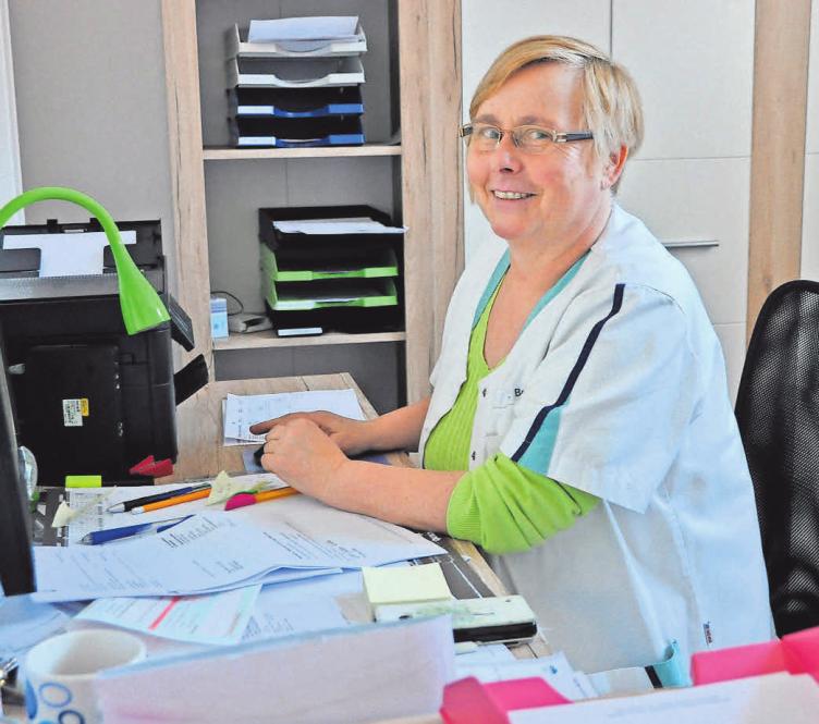 Engagiert: Viola Below leitet den Pflegedienst Zucker und damit ein Team von fachlich hoch qualifizierten Mitarbeitern. Engagiert: Viola Below leitet den Pflegedienst Zucker und damit ein Team von fachlich hoch qualifizierten Mitarbeitern.
