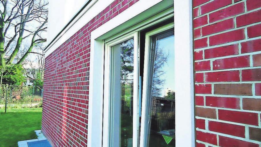 Durch gekippte Fenster kommt nicht immer genügend frische Luft in den Raum. Foto: Busche Durch gekippte Fenster kommt nicht immer genügend frische Luft in den Raum. Foto: Busche