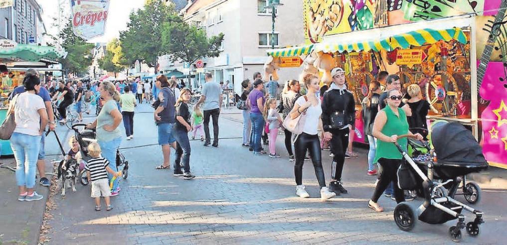 Die Innenstadt wird zur Marktmeile. Die Innenstadt wird zur Marktmeile.